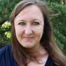 Karen Bales headshot